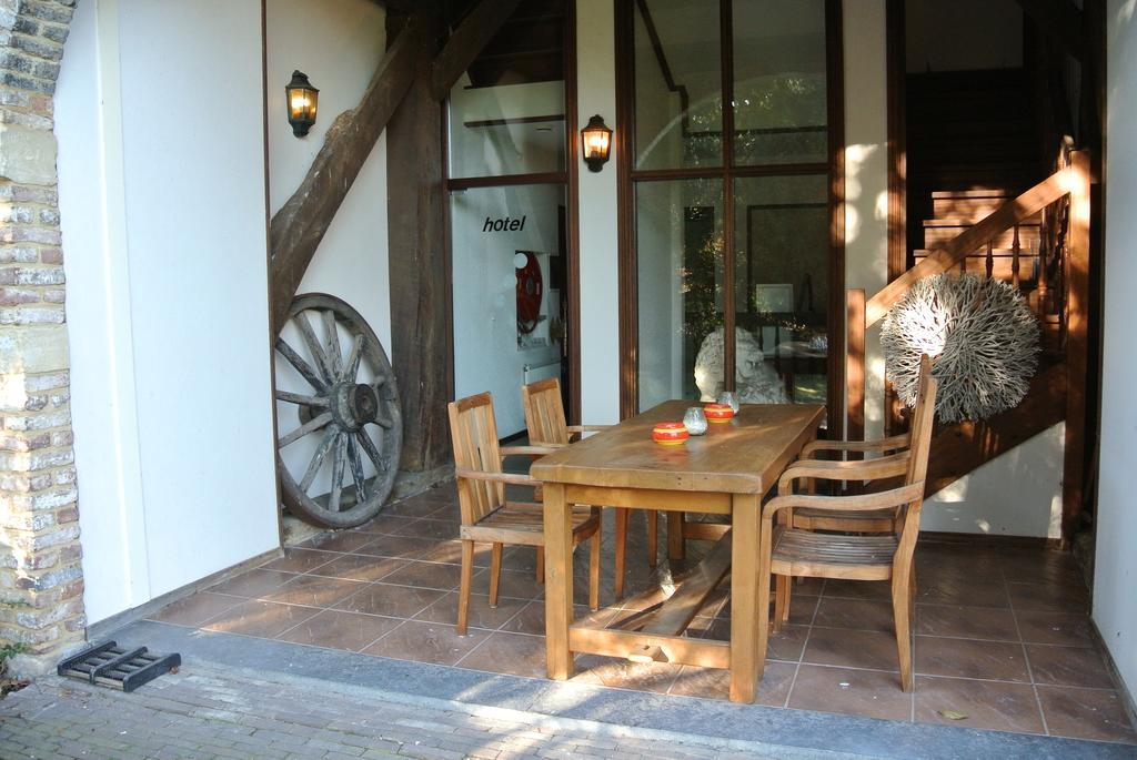 Willa Kasteel Schaloen Valkenburg aan de Geul Zewnętrze zdjęcie